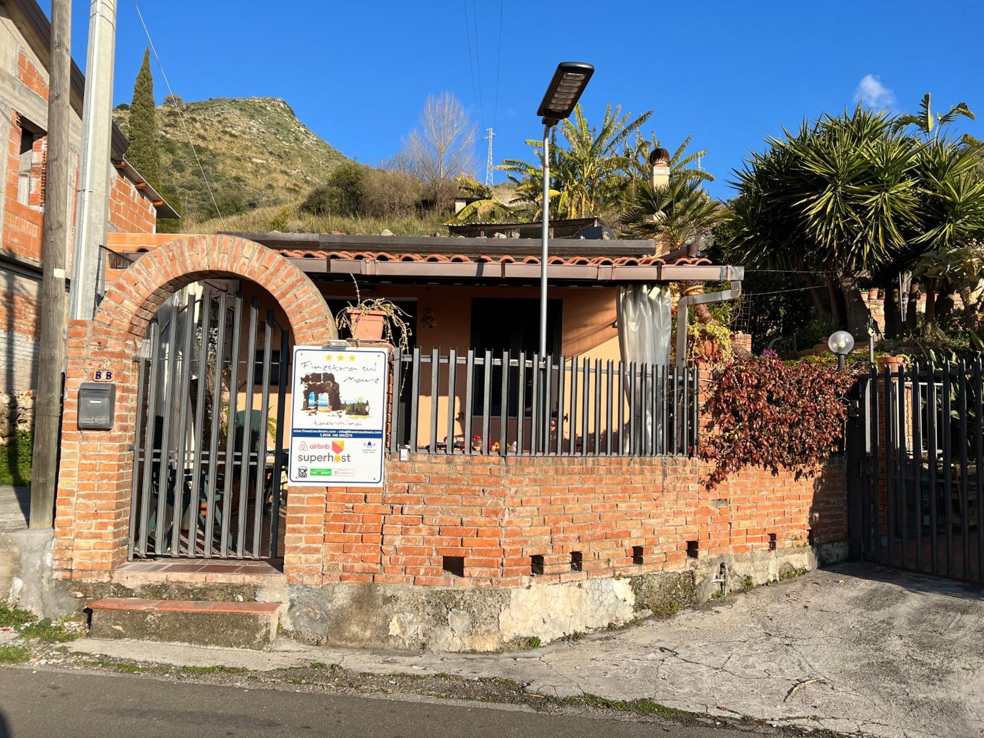 Mediterraneo - Finestra Sul Mare Bed and breakfast *